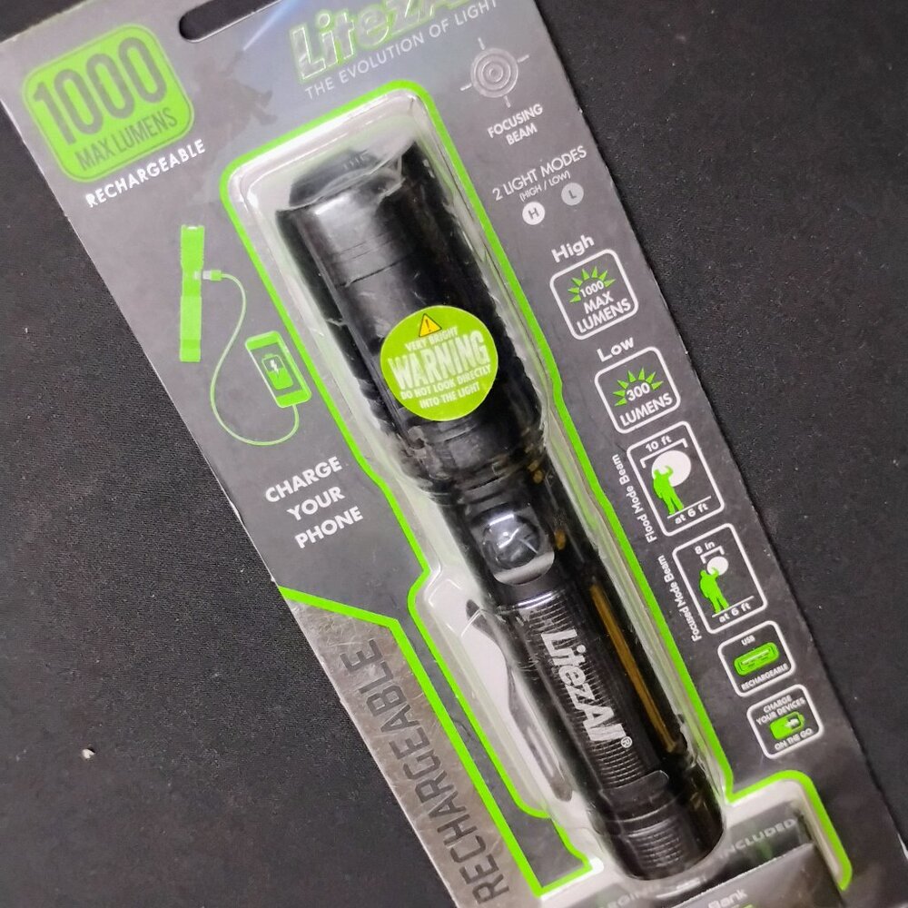 1000 Lumens Aluminum Military Grade Led Flashlight Zoom Adj. Beam Rechargeable